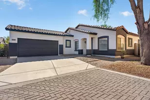 2587 E Riviera Dr, Chandler, AZ 85249 - Photo 1