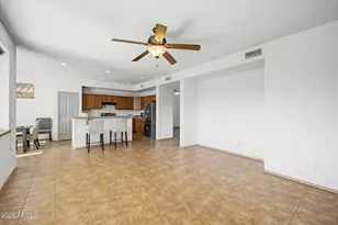8218 S 23rd Pl, Phoenix, AZ 85042 - Photo 7