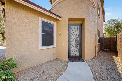8218 S 23rd Place, Phoenix, AZ 85042 - Photo 3