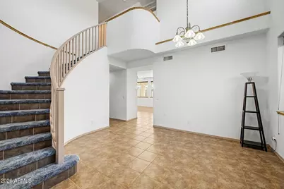 8218 S 23rd Place, Phoenix, AZ 85042 - Photo 5