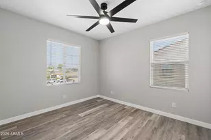 10220 N 49th Ave, Glendale, AZ 85302 - Photo 23