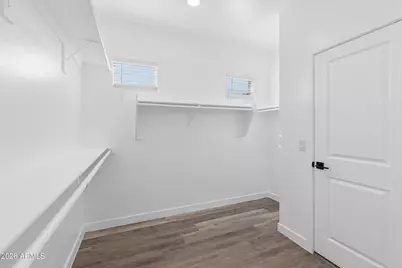 10220 N 49th Avenue, Glendale, AZ 85302 - Photo 35
