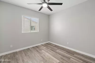 10220 N 49th Avenue, Glendale, AZ 85302 - Photo 21
