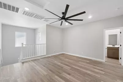 10220 N 49th Avenue, Glendale, AZ 85302 - Photo 17