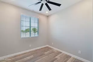 10220 N 49th Ave, Glendale, AZ 85302 - Photo 19