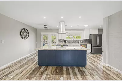 10255 N 101st Avenue, Sun City, AZ 85351 - Photo 11