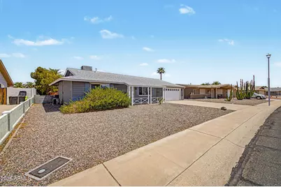 10255 N 101st Avenue, Sun City, AZ 85351 - Photo 5