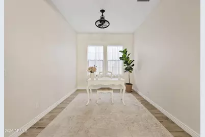 224 W Fellars Drive, Phoenix, AZ 85023 - Photo 9