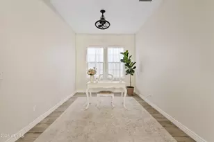 224 W Fellars Dr, Phoenix, AZ 85023 - Photo 9
