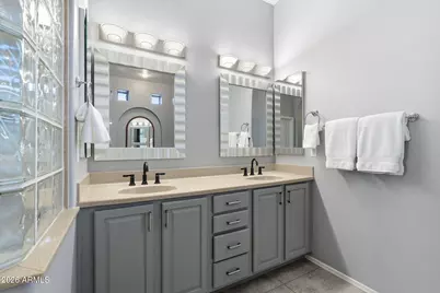 2402 E Everglade Court, Chandler, AZ 85249 - Photo 19