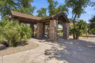 2402 E Everglade Ct, Chandler, AZ 85249 - Photo 37