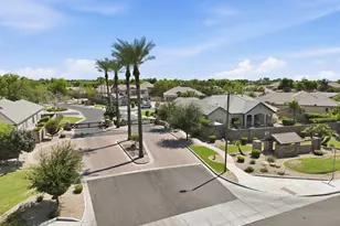 2402 E Everglade Ct, Chandler, AZ 85249 - Photo 45