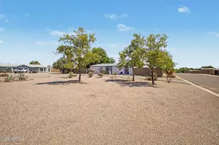 897 E Goldmine Ln, San Tan Valley, AZ 85140 - Photo 21