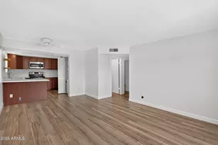 3635 N 37th St, Phoenix, AZ 85018 - Photo 5