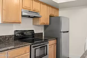 740 W Elm St, Phoenix, AZ 85013 - Photo 11