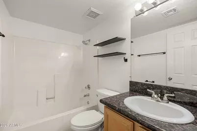 740 W Elm Street #207, Phoenix, AZ 85013 - Photo 19