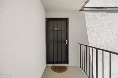 740 W Elm Street #207, Phoenix, AZ 85013 - Photo 3