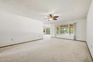 17028 N Country Club Dr, Sun City, AZ 85373 - Photo 9