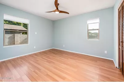 11847 N Bancroft Drive, Phoenix, AZ 85028 - Photo 17