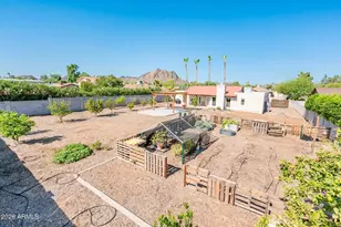 11847 N Bancroft Dr, Phoenix, AZ 85028 - Photo 25