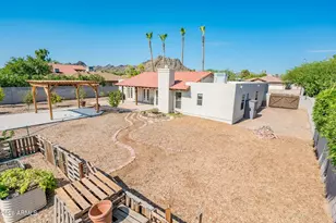 11847 N Bancroft Dr, Phoenix, AZ 85028 - Photo 33