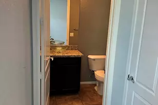 124 N California St, Chandler, AZ 85225 - Photo 9