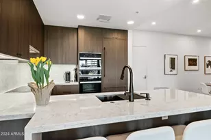 7167 E Rancho Vista Dr, Scottsdale, AZ 85251 - Photo 3