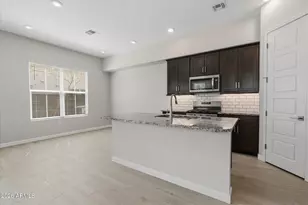17145 N 50th St, Scottsdale, AZ 85254 - Photo 7