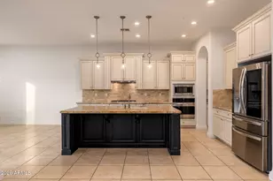 9400 E Desert Village Dr, Scottsdale, AZ 85255 - Photo 19