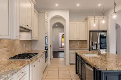 9400 E Desert Village Drive, Scottsdale, AZ 85255 - Photo 21