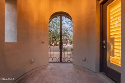 9400 E Desert Village Drive, Scottsdale, AZ 85255 - Photo 3