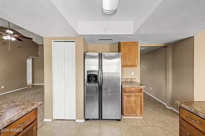 1048 W Nido Avenue, Mesa, AZ 85210 - Photo 11