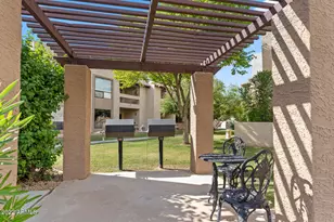 8651 E Royal Palm Rd, Scottsdale, AZ 85258 - Photo 31