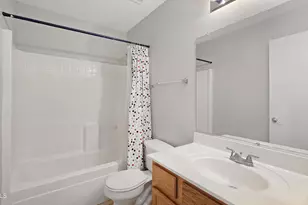 10225 N 94th Ln, Peoria, AZ 85345 - Photo 15