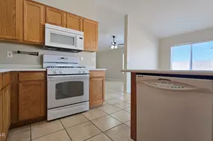 10225 N 94th Ln, Peoria, AZ 85345 - Photo 7