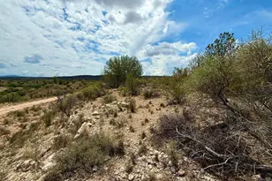 3615 N Marcos De Niza Trl, Rimrock, AZ 86335 - Photo 1