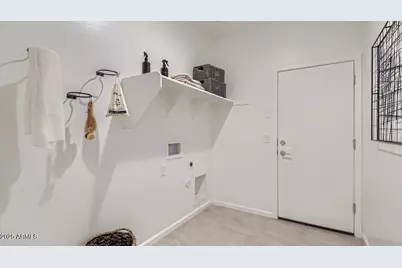 9813 W Weldon Avenue, Phoenix, AZ 85037 - Photo 15