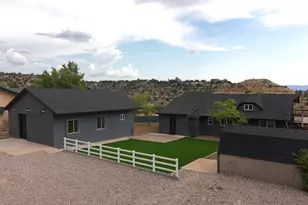 4455 E Navajo Ln, Rimrock, AZ 86335 - Photo 3