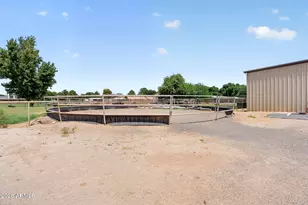3002 E Sherry Ln, San Tan Valley, AZ 85140 - Photo 11