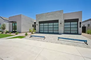 2371 E Aquarius Pl, Chandler, AZ 85249 - Photo 3