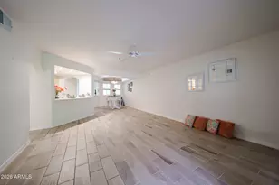 5104 N 32nd St, Phoenix, AZ 85018 - Photo 11