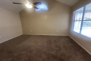 1249 E Laurel Ave, Gilbert, AZ 85234 - Photo 21