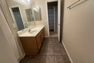 1249 E Laurel Ave, Gilbert, AZ 85234 - Photo 29