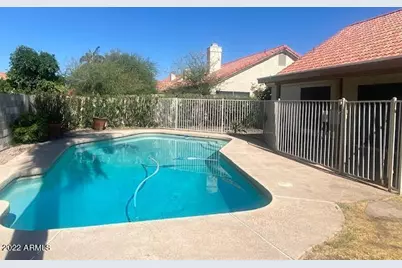 1249 E Laurel Avenue, Gilbert, AZ 85234 - Photo 5