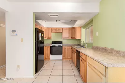 11630 N 25th Avenue, Phoenix, AZ 85029 - Photo 9