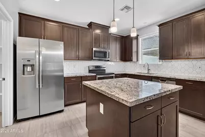 14870 W Encanto Boulevard #1115, Goodyear, AZ 85395 - Photo 11