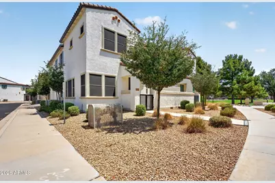 14870 W Encanto Boulevard #1115, Goodyear, AZ 85395 - Photo 3