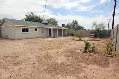 6902 W Wolf Street, Phoenix, AZ 85033 - Photo 17
