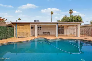 6241 W Highland Ave, Phoenix, AZ 85033 - Photo 3