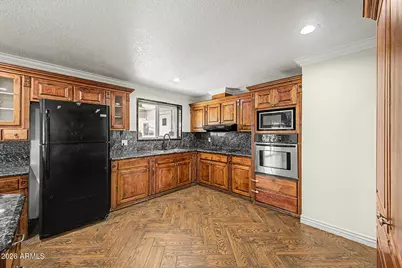 6241 W Highland Avenue, Phoenix, AZ 85033 - Photo 13